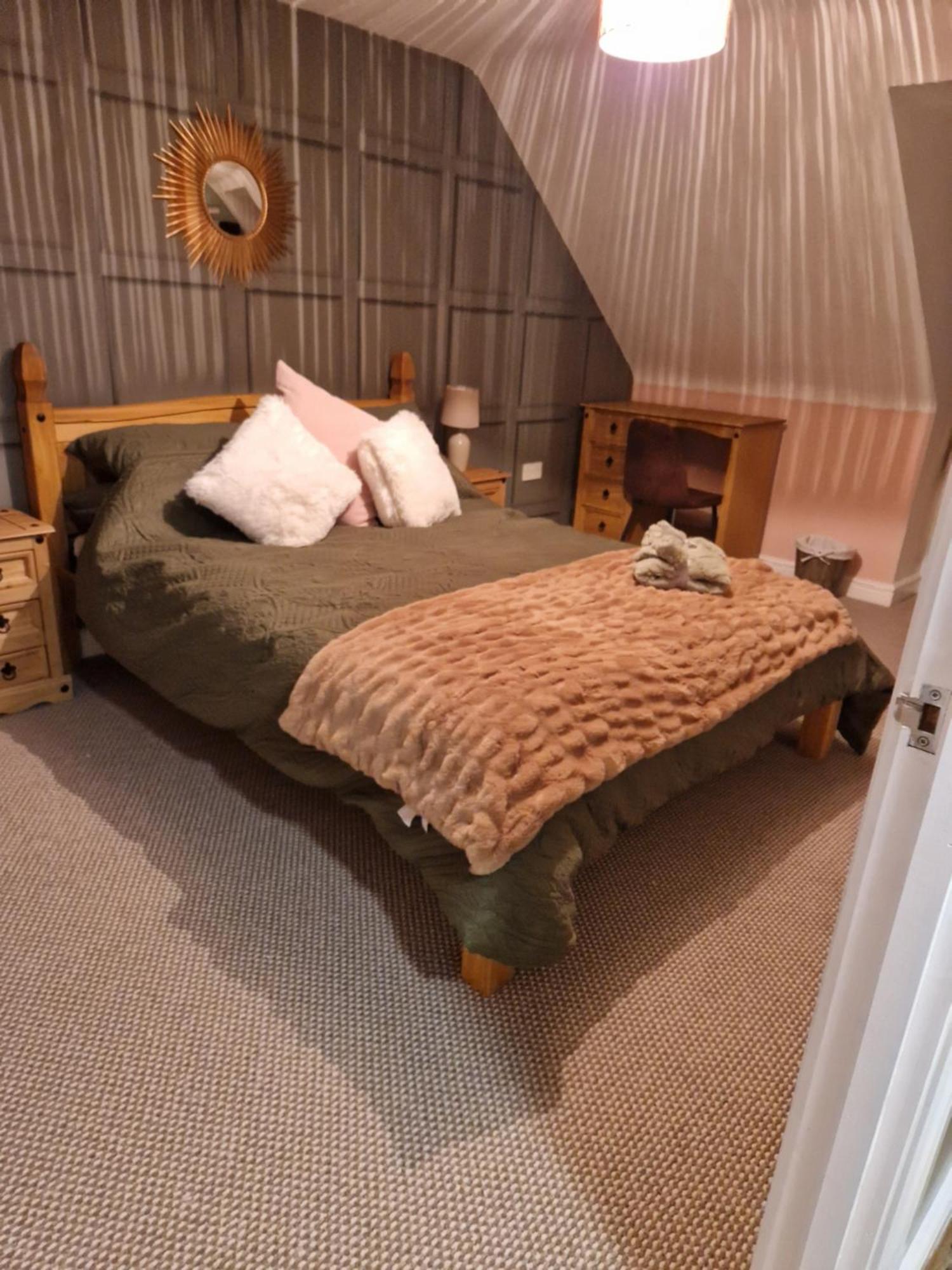 Purdie Close Holiday Let Cheddar Bagian luar foto